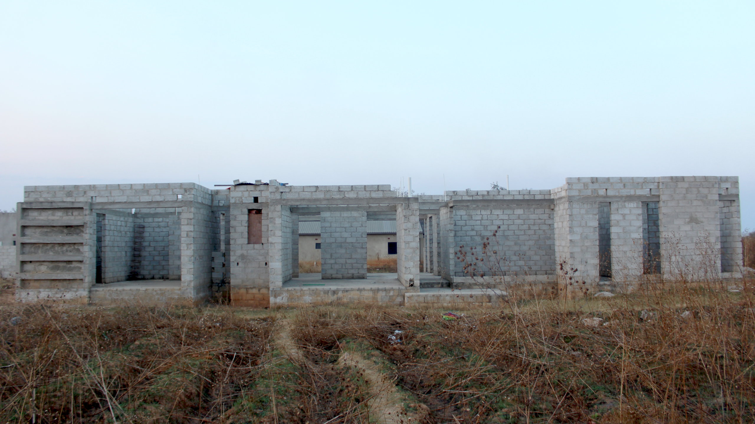 20 x 30 plot for sale in Silverest with unfinished house
